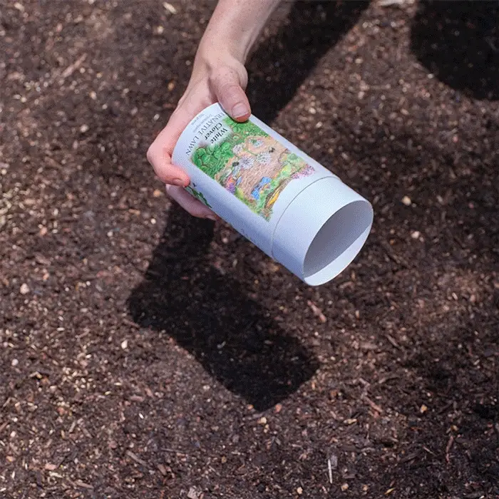White Clover Alternative Lawn Seed Shaker - Image 6